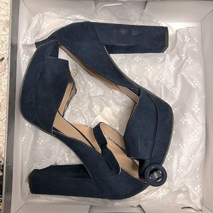 Navy chunky heels